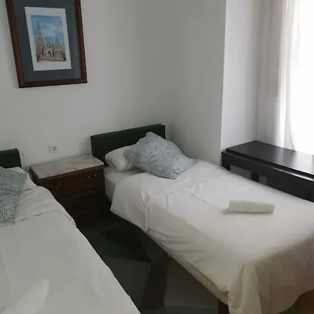 Apartamento Hotel Montana Lavapies Madrid Exterior photo